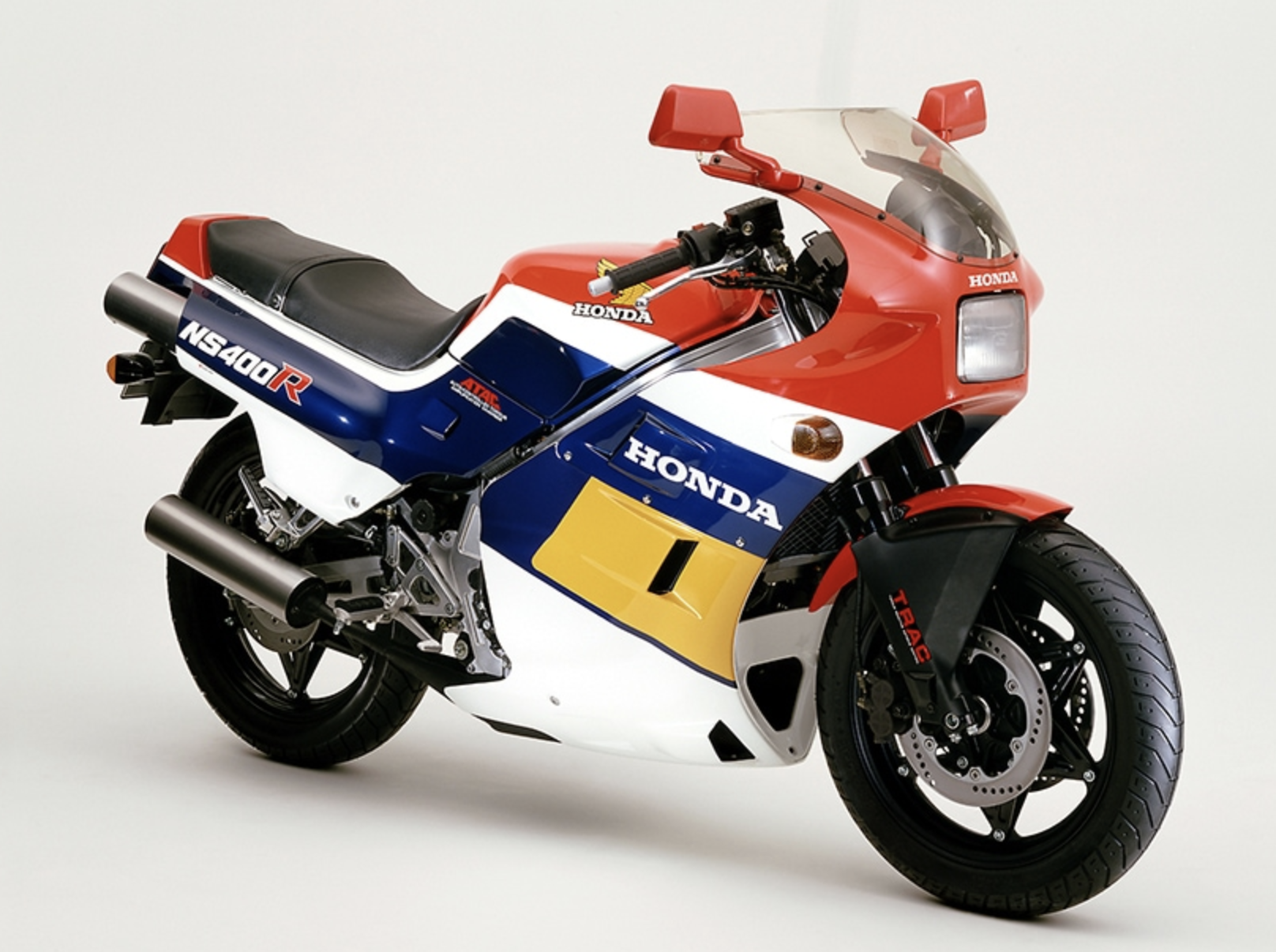 シルバーウィング400 Honda バイクブーン買取情報 バイク買取金額掲載中のバイクブーン シルバーウィング400 Honda バイクブーン買取情報 バイク買取金額掲載中のバイクブーン