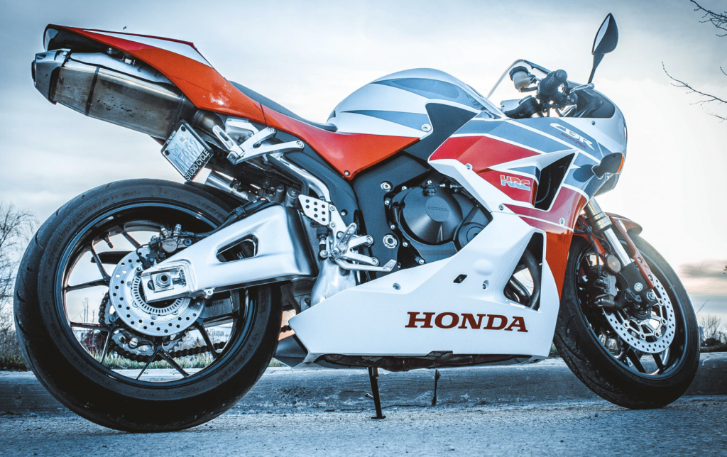 レーサーレプリカ スーパースポーツ フルカウル強化買取実施中 バイク買取金額掲載中のバイクブーン